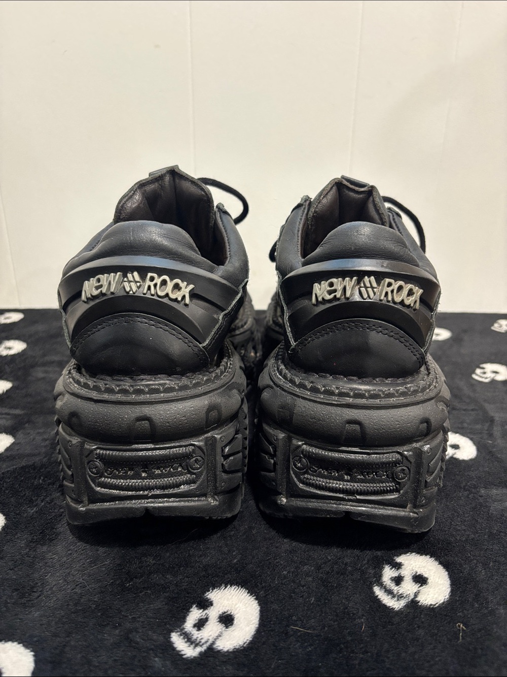 NEW ROCK PLATFORM SHOES - Picture 4 of 5